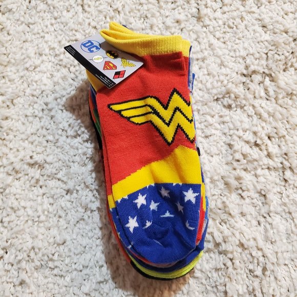 DC Comics Accessories - DC Comics Socks Harley Quinn 6 Pair Wonderwoman